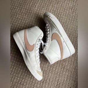 Nike blazer mid 77 vintage woman 8